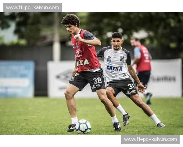 克鲁塞vs沙佩科：当绿茵场上的恩怨情仇遇上不朽的传奇