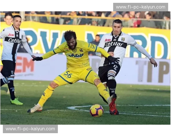 意甲赛场风云变幻：切沃与那不勒斯的恩怨情仇与绿茵场上的史诗对决